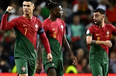 正在直播丁俊晖比赛